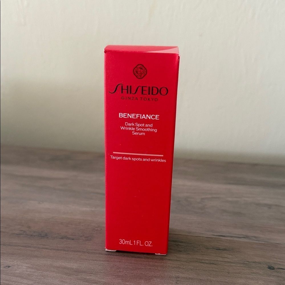 SHISEIDO - Benefiance Dark Spot and Wrinkle Smoothing Serum -NWT